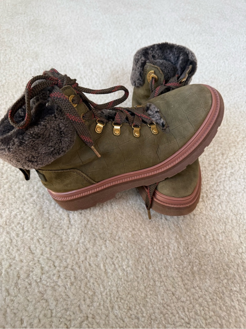 Bionica Olive Green Faux Fur Lace-Up Winter Boot
